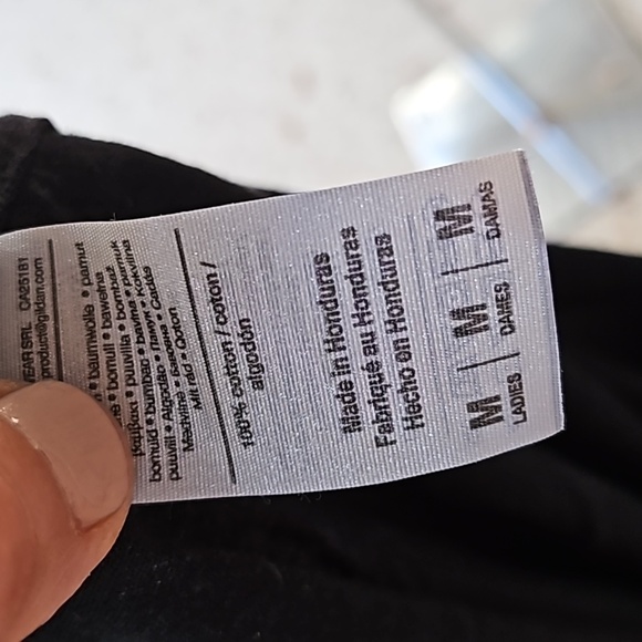 Bustedtees 100% cotton t-shirt NOT A HUGGER Cactus shirt size M - Picture 7 of 7